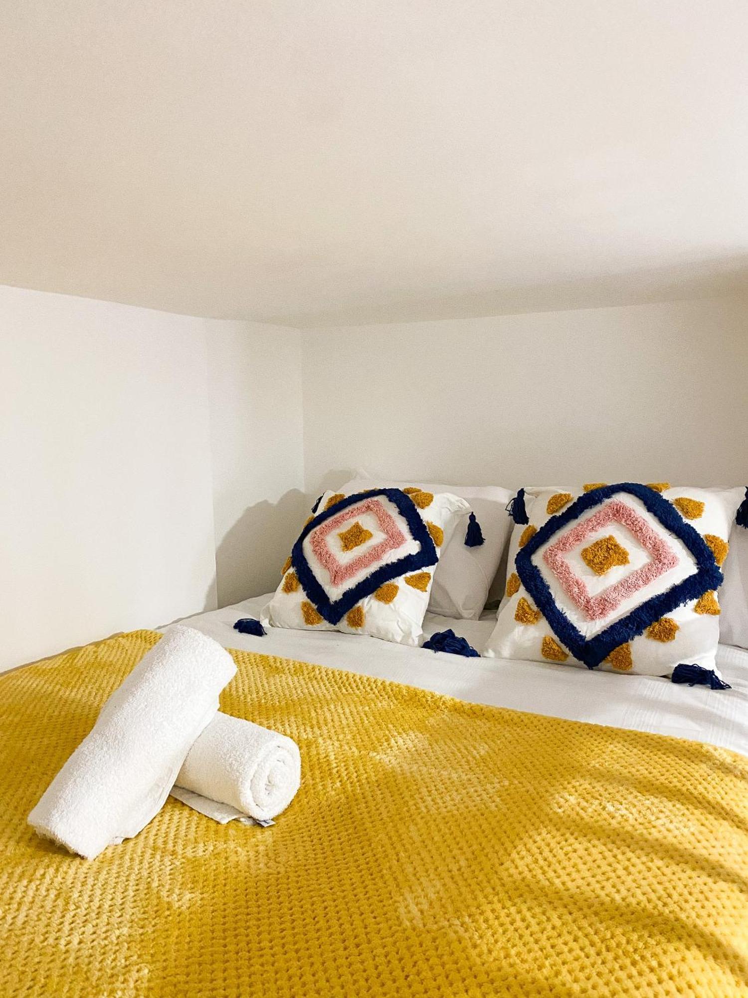 Modern Studios Queenspark Лондон Екстер'єр фото